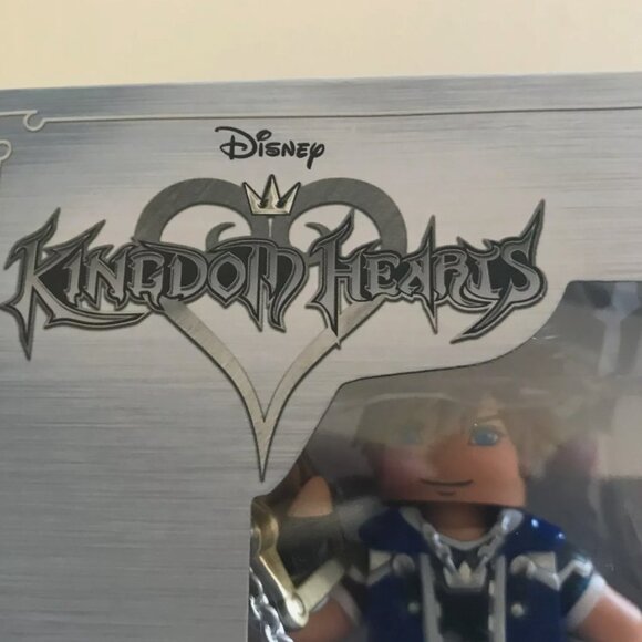 NEW Kingdom Hearts Vinimates Sora 4'' Figure - Picture 9 of 10